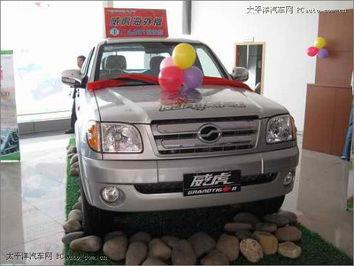 威虎皮卡轉(zhuǎn)戰(zhàn)國內(nèi)市場 刷單風(fēng)波引熱議，皮卡銷售模式面臨新挑戰(zhàn)